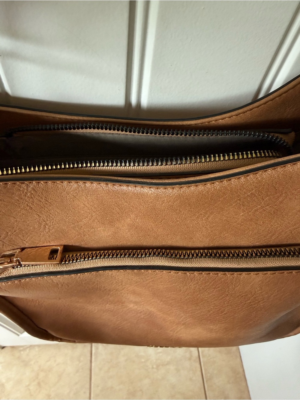 Telena brand Tan/Brown Leather Crossbody Bag - Picture 3 of 11